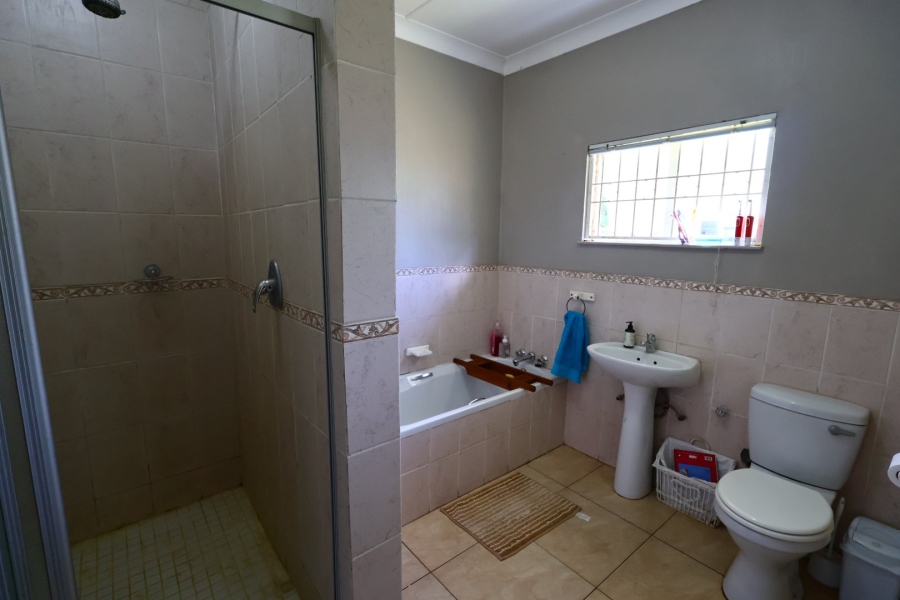 4 Bedroom Property for Sale in Universitas Free State